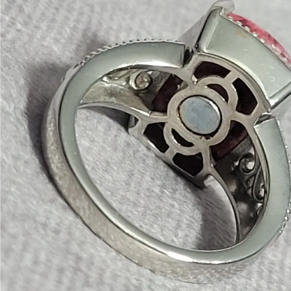 Norwegian Thulite Solitare Ring‎